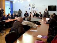 PORUKA SA REDOVNE SESIJE 'KRUGA 99': Građanin mora biti u središtu novog ustava BiH!