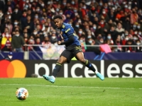 LIGA PRVAKA: Tinejdžer spasio Manchester United poraza, Haller ispisao historiju u remiju Benfice i Ajaxa (VIDEO)