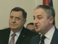 BORENOVIĆ PROVOCIRA DODIKA: 'Tek sada ste se sjetili ekonomije i potreba naroda koji decenijama siromašite i pljačkate!'