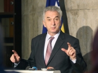 ŠAROVIĆ SASJEKAO ZAKLJUČKE HNS-a U KORIJENU: 'Ne dolazi o obzir nikakva prekompozicija BiH!' 