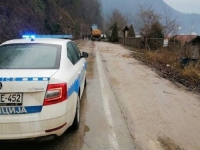 UŽAS NA BH. CESTAMA: Kamion sletio s puta, vozač teško povrijeđen