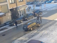 TUČNJAVA U CENTRU KISELJAKA: 'Zaklat ću te, majku ti…' (VIDEO)