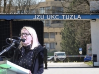 UKC TUZLA NA UDARU POLITIKE: Sve veći broj ljekara daje otkaz, napustio ih i jedan od najuglednijih ortopeda u Evropi