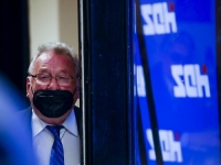 KOLUMNA VIKTORA IVANČIĆA: 'Zbog stvarne demokratske težnje Assange trune u zatvoru, Šeks trune inače'