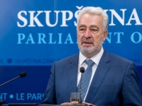 BURNO U CRNOJ GORI; KRIVOKAPIĆ: 'Znam da od sutra nisam premijer, to je Đukanović dogovorio'