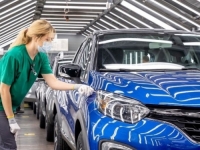 FRANCUZI STAVILI NA KOCKU SVOJU TVORNICU: Rusija odlučuje o sudbini...