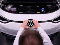 SVE JE STALO: Zbog nestašice dijelova Volkswagen zaustavio narudžbe...
