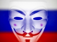 PROBLEMI ŠIROM RUSIJE: Hakerska grupa Anonymous u dva sata napravila haos, pogledajte kakvu su poruku o Putinu poslali na ćirilici...