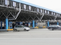 'DVA MENI, JEDAN TEBI': Šef carine u Hrvatskoj s pomoćnicima krao robu namijenjenu Crvenom krstu