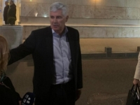 UMORNI ČOVIĆ IZAŠAO PRED NOVINARE: 'Na dobrom smo putu'