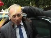 FRANCUSKI PREDSJEDNIČKI KANDIDAT: Putinov fan dobio jaje u glavu, ostao bez teksta... (VIDEO)