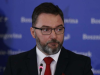 KOŠARAC PUTUJE U BEOGRAD: Tražit će od Srbije da...
