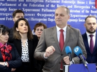 'SB' NA PRESSU KLUBA SDP-a U PREDSTAVNIČKOM DOMU FBiH: 'Od Vlade FBiH tražimo reakciju na sve veću ekonomsku krizu' (FOTO)