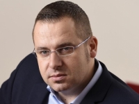 DODIKOV GLASNOGOVORNIK 'PROMIJENIO' ŠEFA: 'Neka Bošnjaci biraju svog člana Predsjedništva, a neka ne brinu o srpskom i hrvatskom...'