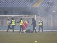 UOČI 145. GRADSKOG DERBIJA IZMEĐU ŽELJEZNIČARA I SARAJEVA: Potukle se 'Horde zla' i 'Manijaci', policija intervenisala (VIDEO)