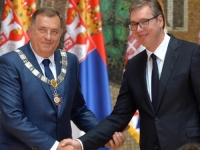 VOZ PROŠAO, MILE NIJE DOŠAO: Izbjegava li Vučić secesionistu Dodika zbog glasova Bošnjaka...