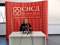 NEVJEROVATNO: Stanivuković joj nije došao na rođendan, ona promijenila stranku i prešla u SNSD?!