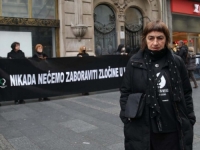 'ŽENE U CRNOM' U BEOGRADU PROTESTUJU PROTIV RATA U UKRAJINI: 'Ne budimo blagonakloni prema dobrovoljcima na proruskoj strani'