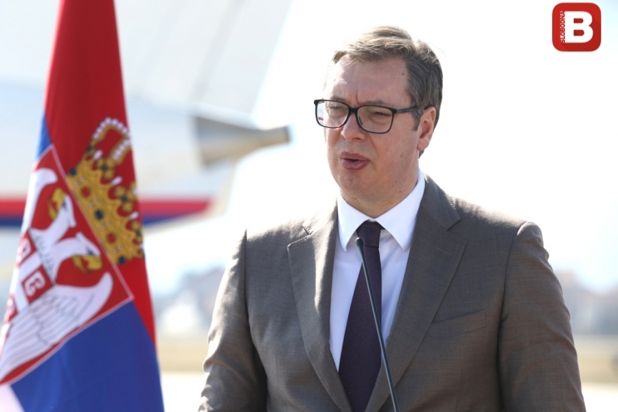 VUČIĆ, PRVI VOJNIK I MAŠINOVOĐA SRBIJE: 'Mi nemamo razloga za podizanje  borbene gotovosti, a Hrvati nemaju voz...' | Slobodna Bosna