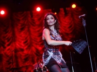 SVE JOJ DOBRO STOJI: Severina je obukla najgore trendove devedesetih - i opet je seksi