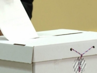 SRBIJA UOČI IZBORA: 'Ratni zločinci na četiri izborne liste'