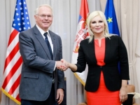 TOTALNI ZAOKRET: Vučićeva ministrica predložila američkom ambasadoru strateško partnerstvo sa SAD-om kakvo Srbija ima s Rusijom
