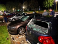 PRVE FOTOGRAFIJE IZ HERCEGOVINE: Pogledajte kakvu je štetu načinio potres na domovima i automobilima (FOTO)