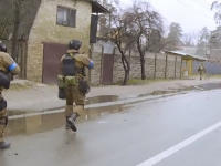 UKRAJINSKA VOJSKA NAKON OSLOBAĐANJA MJESTA ZATEKLA STRAVIČAN PRIZOR: U Buči Rusi pobili svo muško stanovništvo? (VIDEO)
