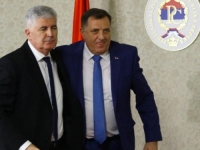 DODIK OTKRIO ČOVIĆEVE PLANOVE: 'Hrvati su odlukom da 1992. godine izađu na referendum o nezavisnosti BiH donijeli samoubilačku odluku u političkom smislu…'