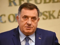 JA TEBI VOJVODO, TI MENI SERDARE: Skupština grada Prijedora proglasila Dodika počasnim građaninom