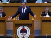 14 MINUTA BIJESA, OČAJA I GALAME: Pogledajte reakciju Dodika na vijest o sankcijama Velike Britanije, totalno je izgubio kontrolu pred poslanicima NSRS-a (VIDEO)