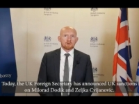 VANREDNO OBRAĆANJE BRITANSKOG AMBASADORA: Evo šta je poručio nakon odluke njegove zemlje da uvede sanckije Dodiku i Cvijanovićki (VIDEO)