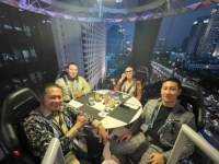NESVAKIDAŠNJI OBJEKAT: U Džakarti otvoren restoran koji visi u vazduhu na 50 metara visine (VIDEO)