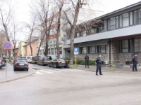 EVAKUACIJA ZAPOSLENIKA, U TOKU JE KDZ PREGLED: Dojava o postavljenoj eksplozivnoj napravi u Kantonalnom sudu...