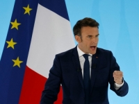 PRIKUPLJA PODRŠKU UOČI OBRAČUNA SA LE PEN: Macron se želi približiti mladim i zelenim biračima, obećava...