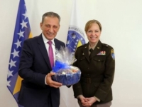 STALNA SARADNJA I VELIKA PODRŠKA: Direktor OSA-e razgovarao sa komandanticom NATO štaba u BiH