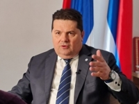 STEVANDIĆ SE SVAĐA SA SAMIM SOBOM: 'Međunarodna zajednica traži pukotine u...'