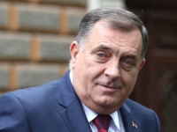 NA JANŠU ZABORAVIO: Dodik čestitao Macronu na pobjedi pa ga pozvao na sastanak...