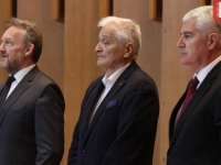 'SB' NA LICU MJESTA: Drama na sjednici Doma naroda, HDZ opet glasao protiv sankcija... (FOTO)