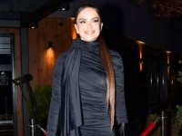 IMPRESIVNO: Severina je za 50. rođendan dobila tortu u obliku katedrale (FOTO)