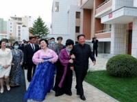 ZAŠTITNO LICE PROPAGANDE PYONGYANGA: Čuvena voditeljica vijesti u Sjevernoj Koreji dobila luksuzni stan (VIDEO)