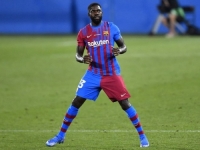 STOPER BARCELONE RAZOČARAO SVOJE FANOVE: Umtiti se naljutio na dječaka jer mu je dodirnuo Lamborghini (VIDEO)