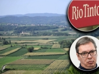 CORAXOV KUTAK: Ovako se Vučić ruga srbijanskom seljaku...
