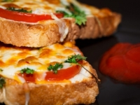NAPRAVITE PIZZA HLJEB: As iz rukava