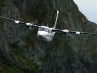 SUMNJA SE NA NAJGORI SCENARIJ: Avion pun turista nestao u planinama iznad...