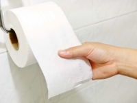 PROBLEMIMA NIKAD KRAJA: Ukoliko nikako ne možete na WC, ovo spašava stvar…