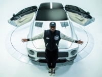 BAŠ PONOSAN: Will.i.am pokazao unikatni Mercedes