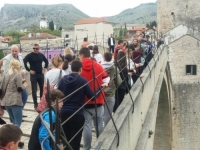 IMALI SU PO 21 GODINU: Veterani policije odali počast poginulim kolegama na Starom mostu
