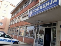 SAOPĆENJE PU-a: Napao policajce nožem i sjekirom, prebačen na psihijatriju u Banjoj Luci