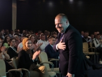 JEDNOGLASNO IZABRAN: Ovo je novi je predsjednik Asocijacije mladih SDA